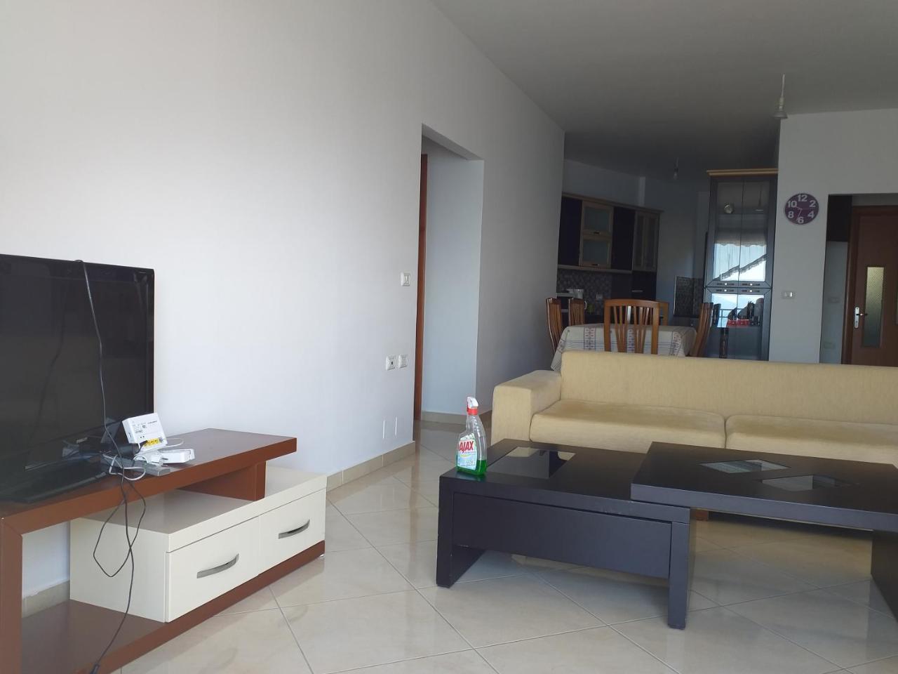 Sunny&Seaview Apartment Sarandë 外观 照片